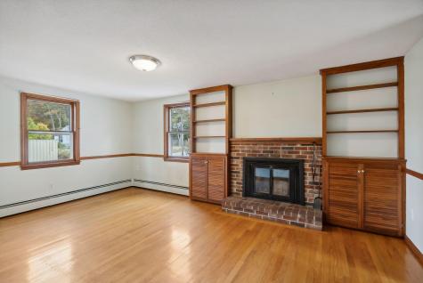 7 Gladys Road Cape Elizabeth ME 04107