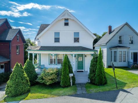 18 School Street Lubec ME 04652