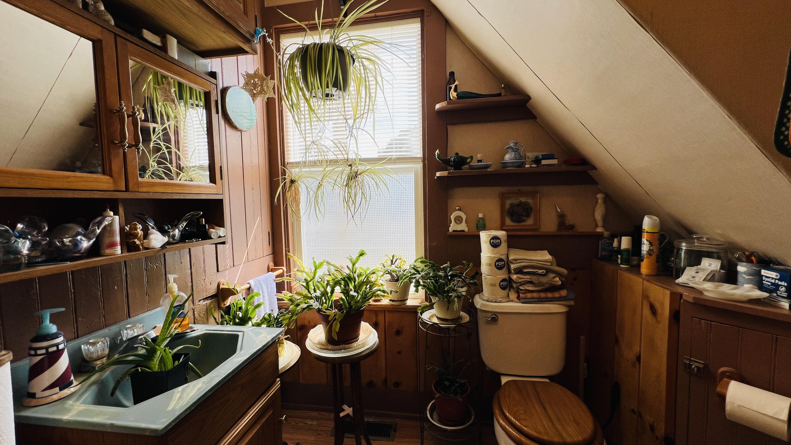 18 School Street Lubec ME 04652