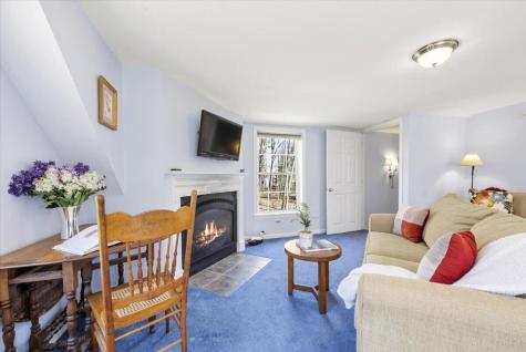 104 Winnocks Neck Road Scarborough ME 04074