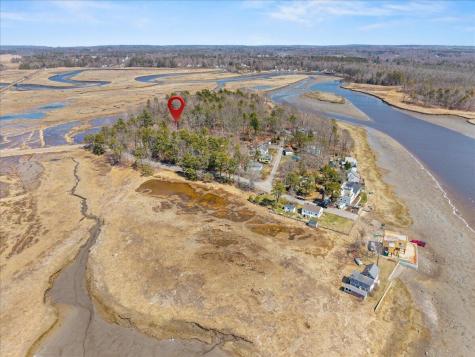 104 Winnocks Neck Road Scarborough ME 04074
