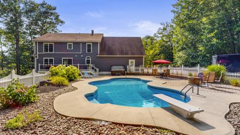 59 Waters Edge Drive Lewiston ME 04240