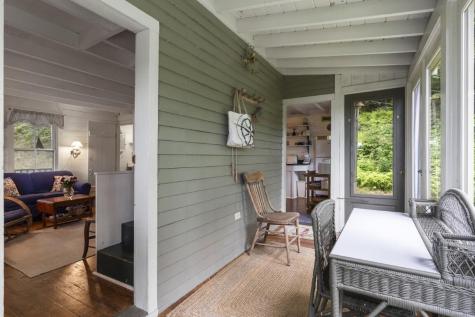 5 Massachusetts Avenue Boothbay ME 04544