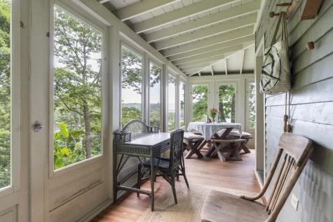 5 Massachusetts Avenue Boothbay ME 04544