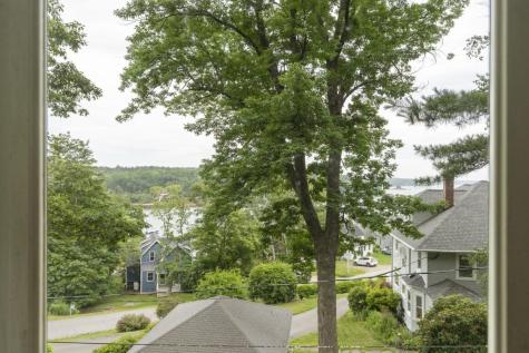 5 Massachusetts Avenue Boothbay ME 04544