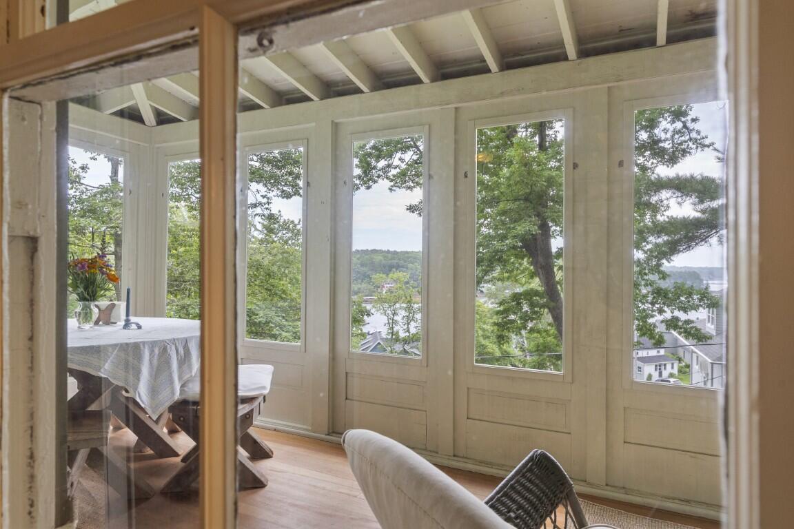 5 Massachusetts Avenue Boothbay ME 04544