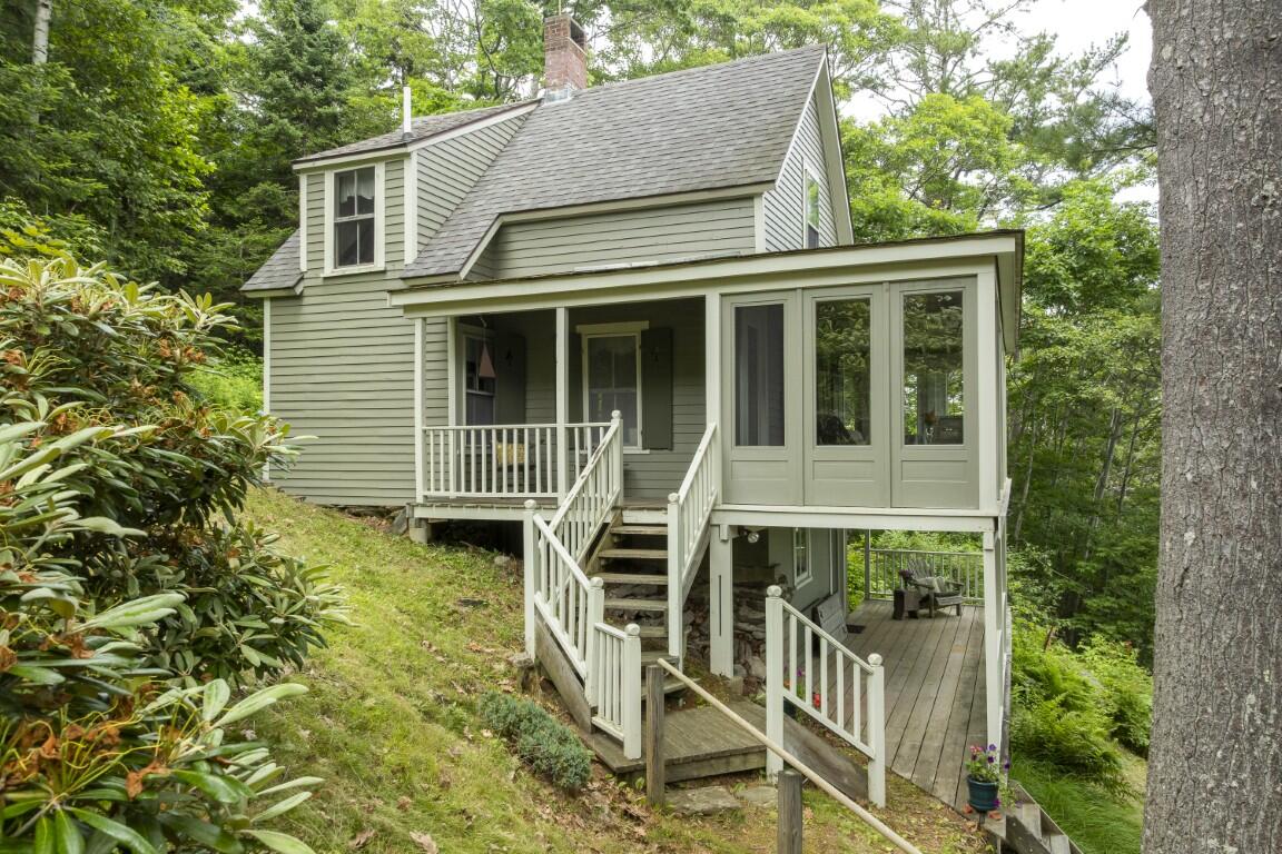 5 Massachusetts Avenue Boothbay ME 04544