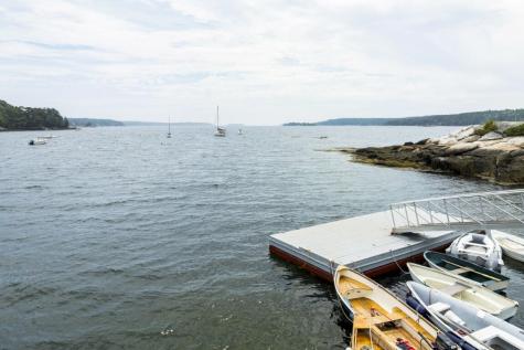 5 Massachusetts Avenue Boothbay ME 04544