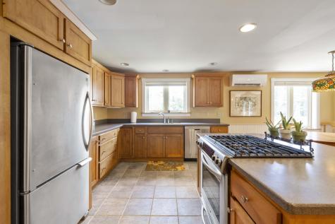 165 Emmons Road Kennebunk ME 04043