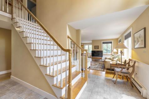 165 Emmons Road Kennebunk ME 04043