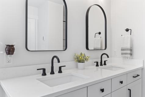 173 Tamrox Drive Arundel ME 04046