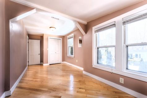 27 Pleasant Hill Road Falmouth ME 04105