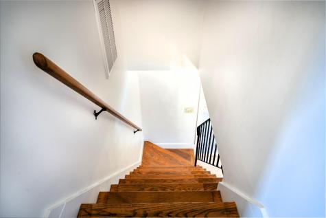 27 Pleasant Hill Road Falmouth ME 04105