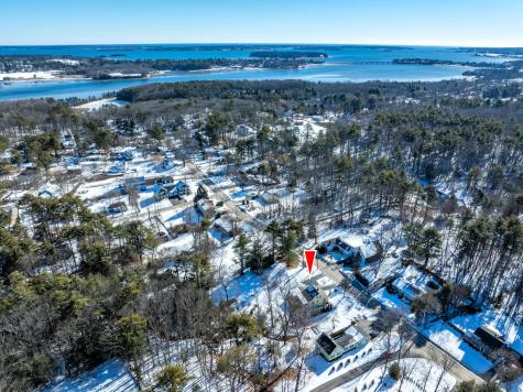 27 Pleasant Hill Road Falmouth ME 04105