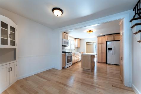 27 Pleasant Hill Road Falmouth ME 04105