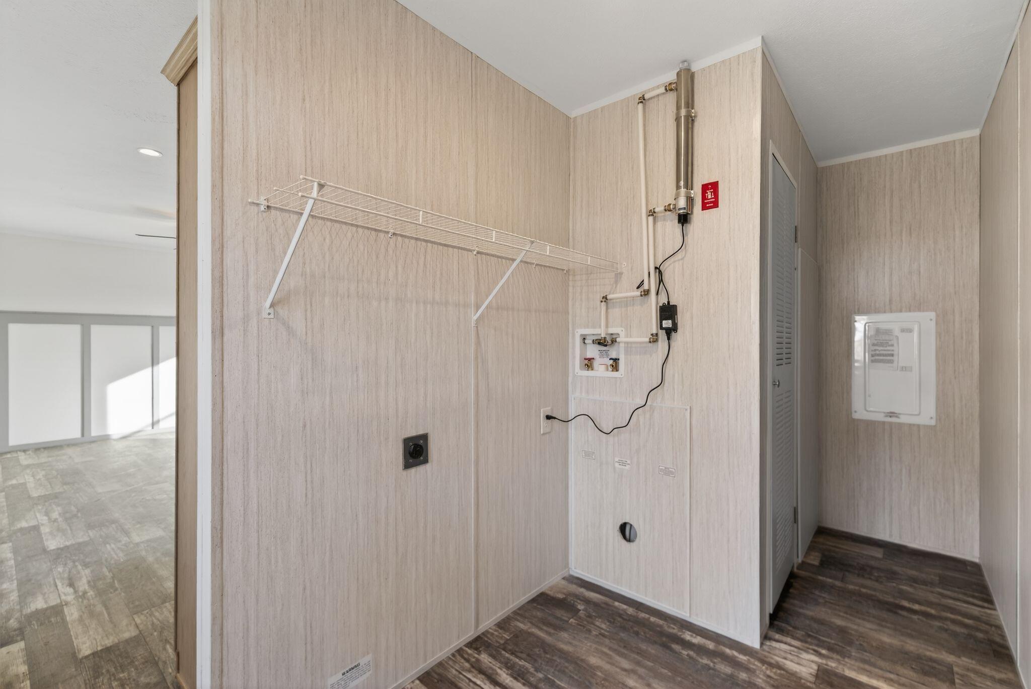 6 New England Avenue Oakland ME 04967