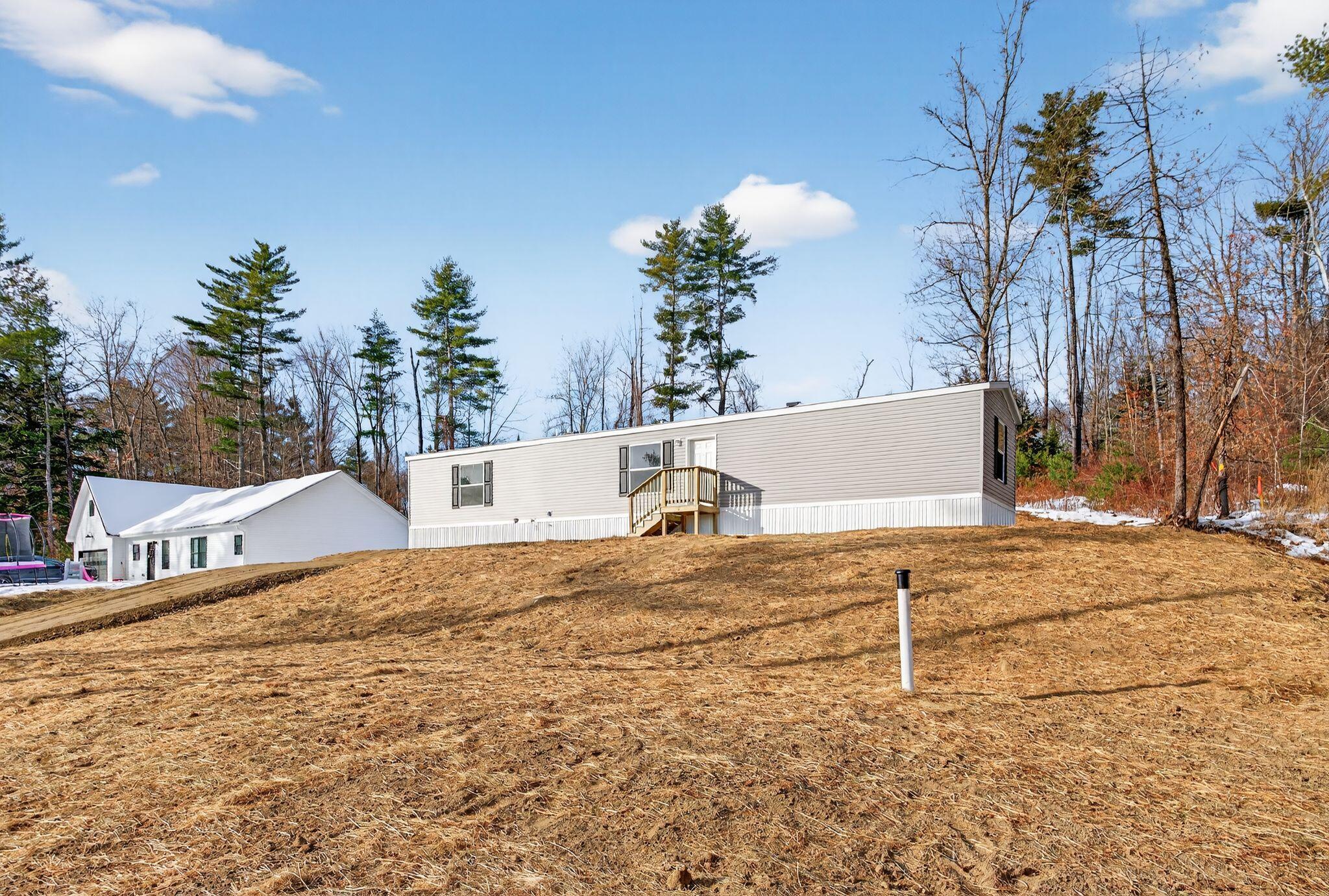 6 New England Avenue Oakland ME 04967