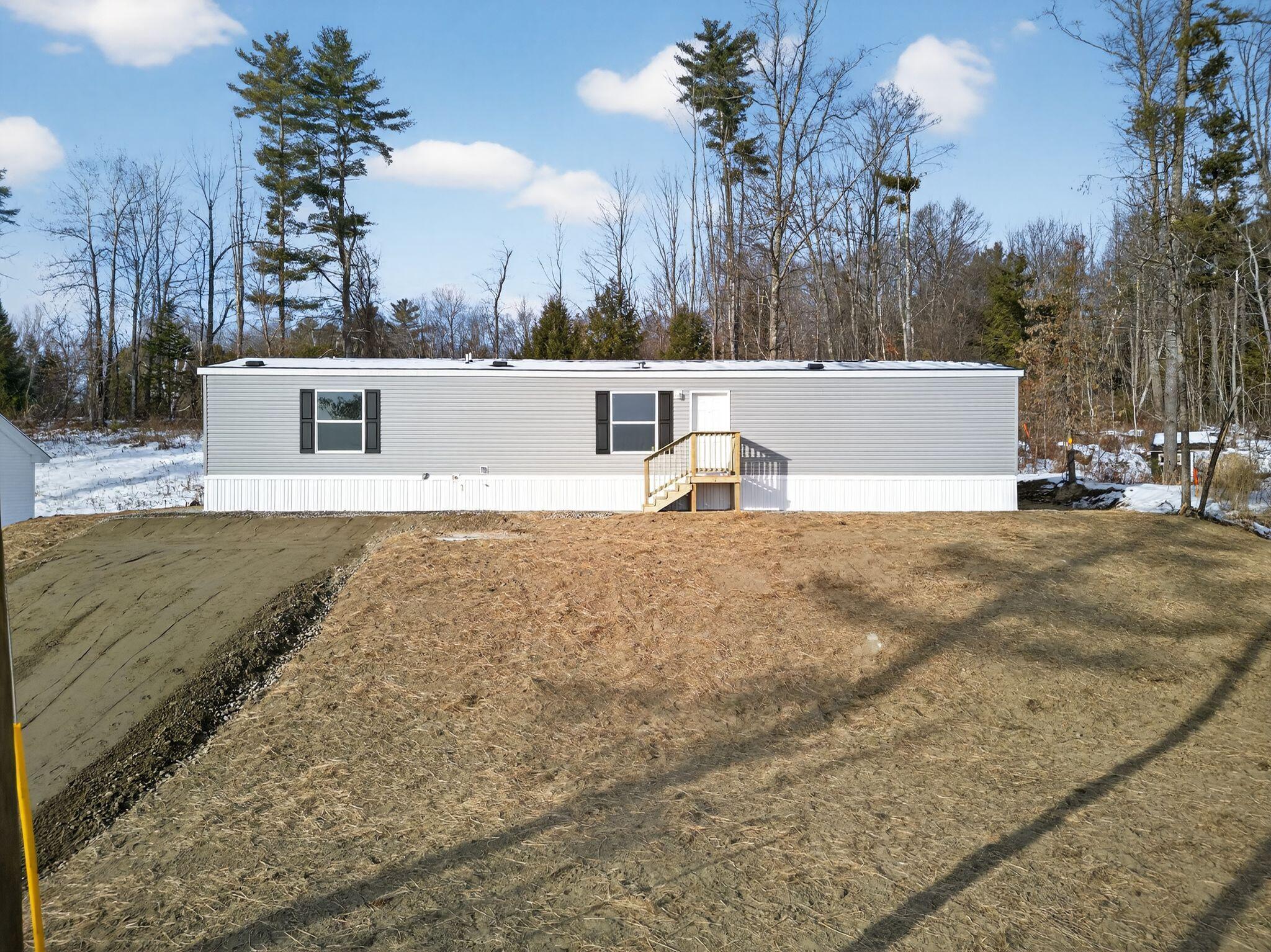 6 New England Avenue Oakland ME 04967