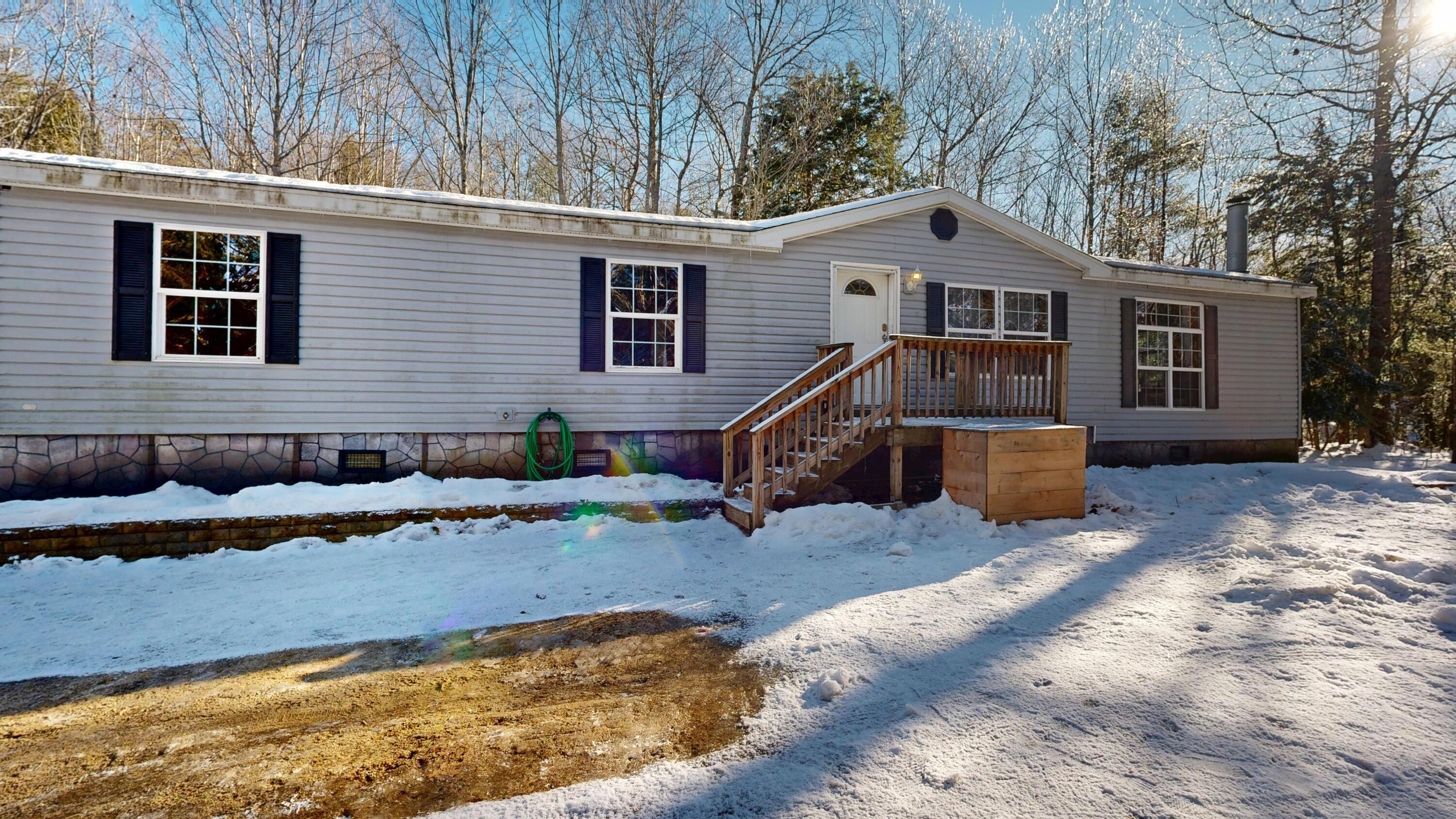 10 Smart Lane Monmouth ME 04259