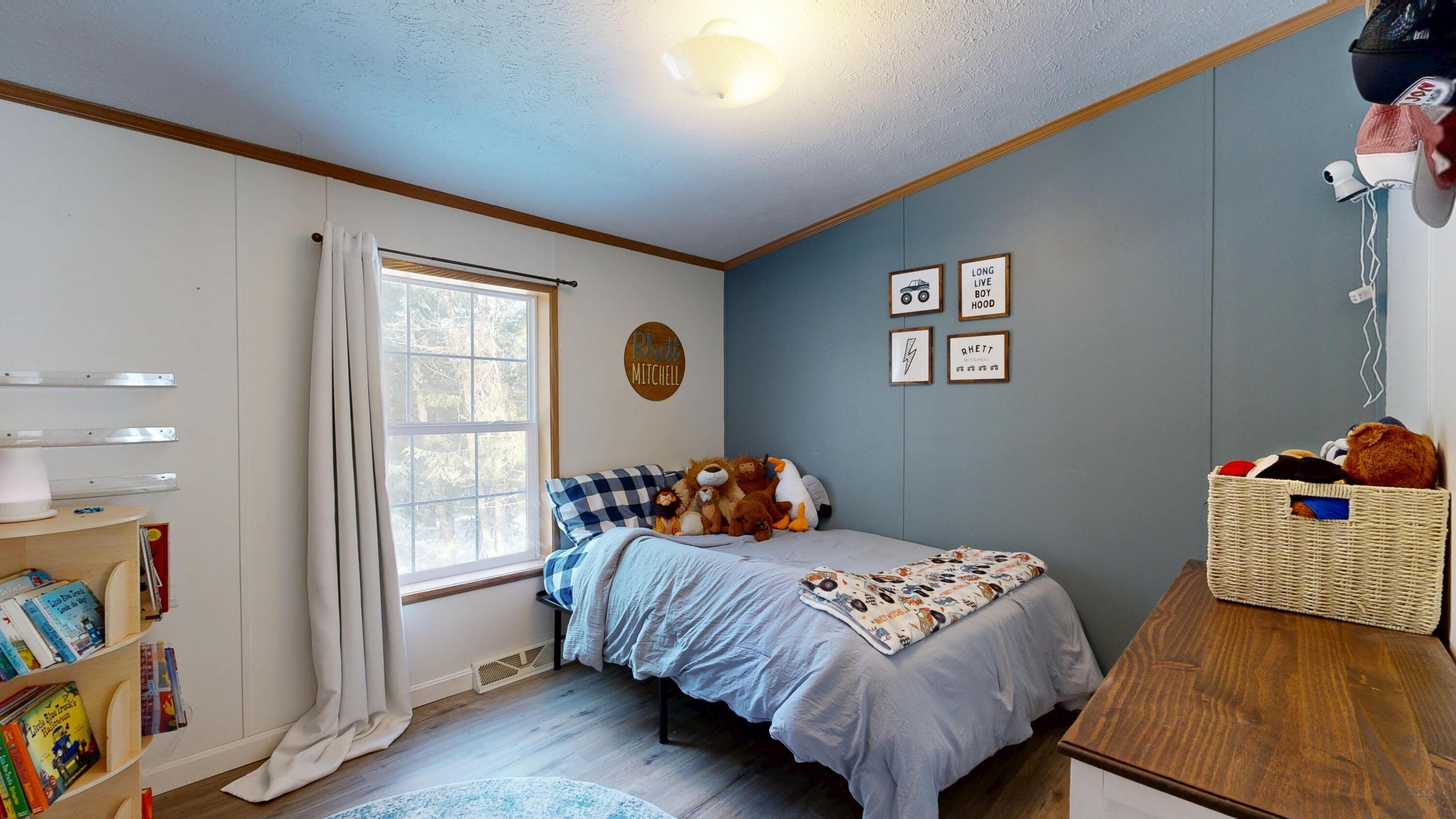 10 Smart Lane Monmouth ME 04259