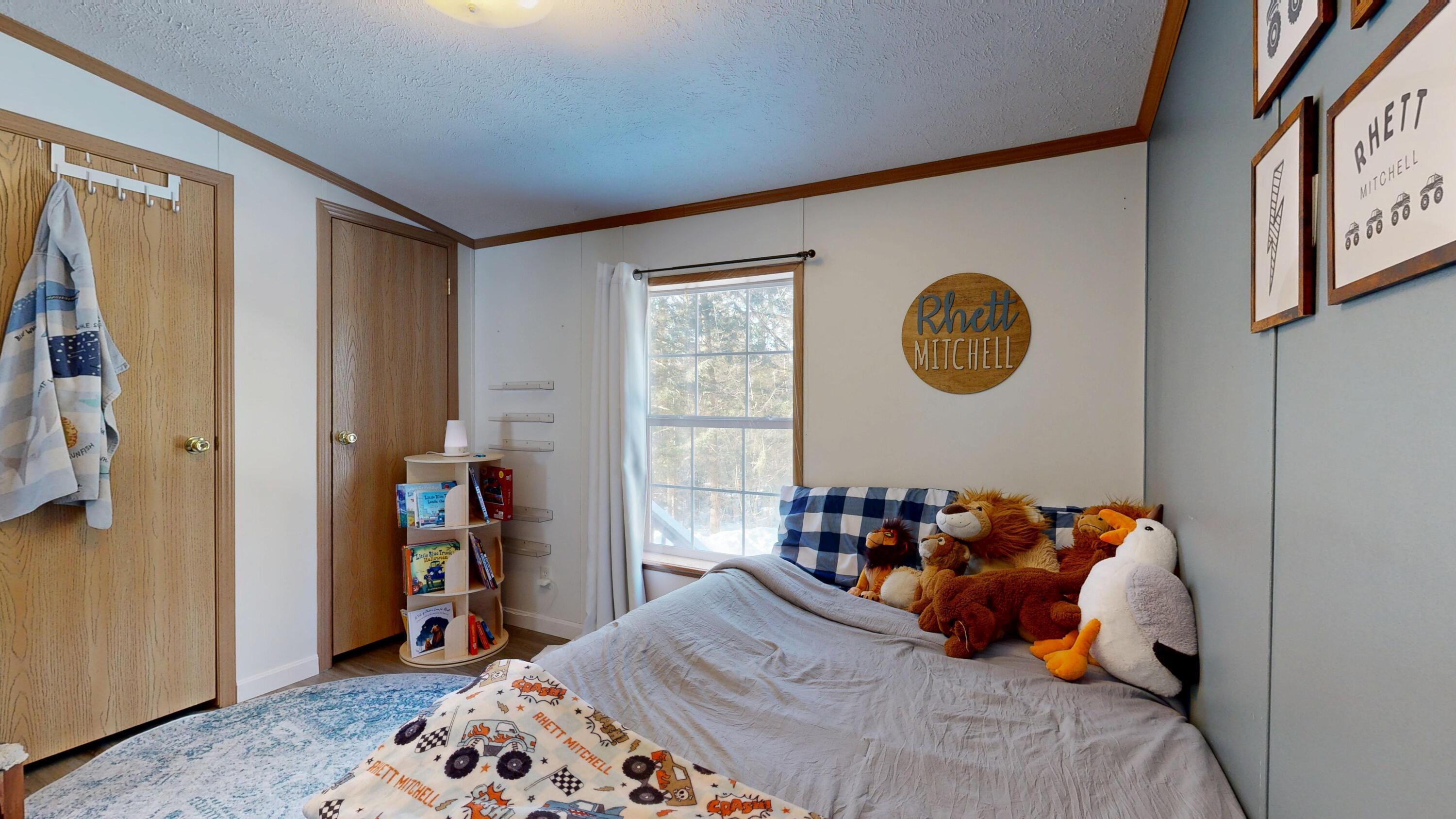 10 Smart Lane Monmouth ME 04259
