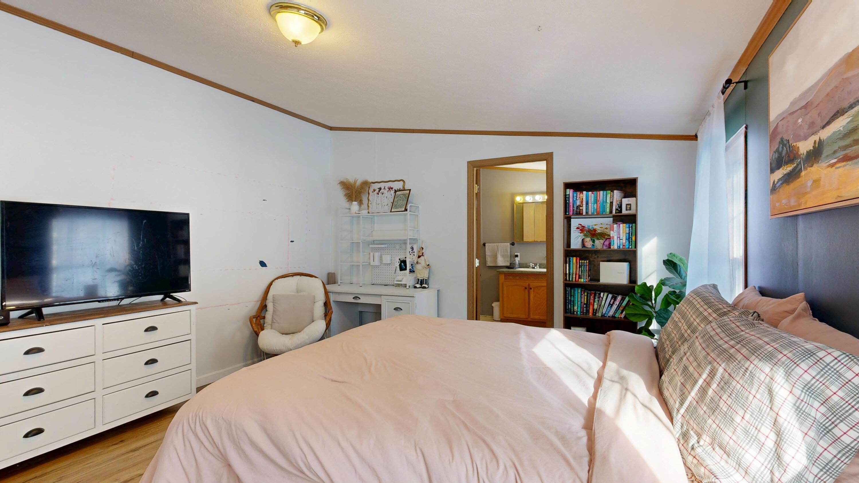 10 Smart Lane Monmouth ME 04259