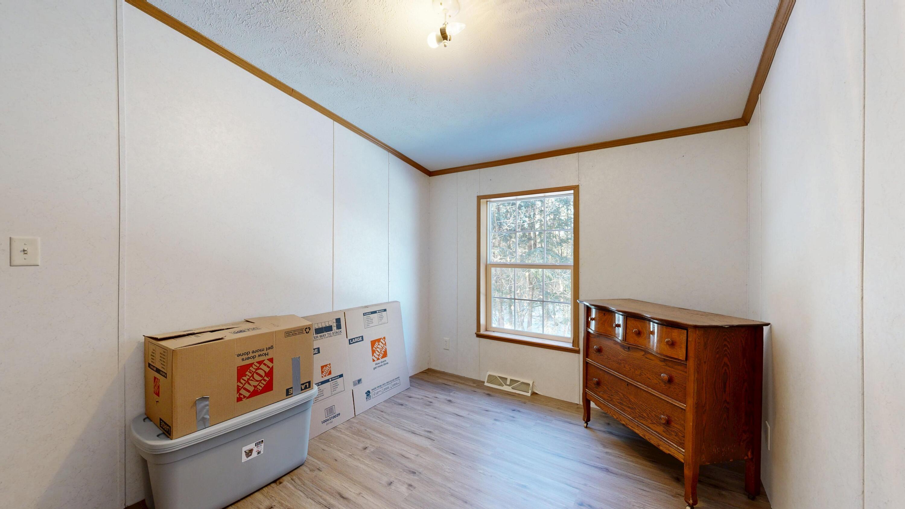 10 Smart Lane Monmouth ME 04259