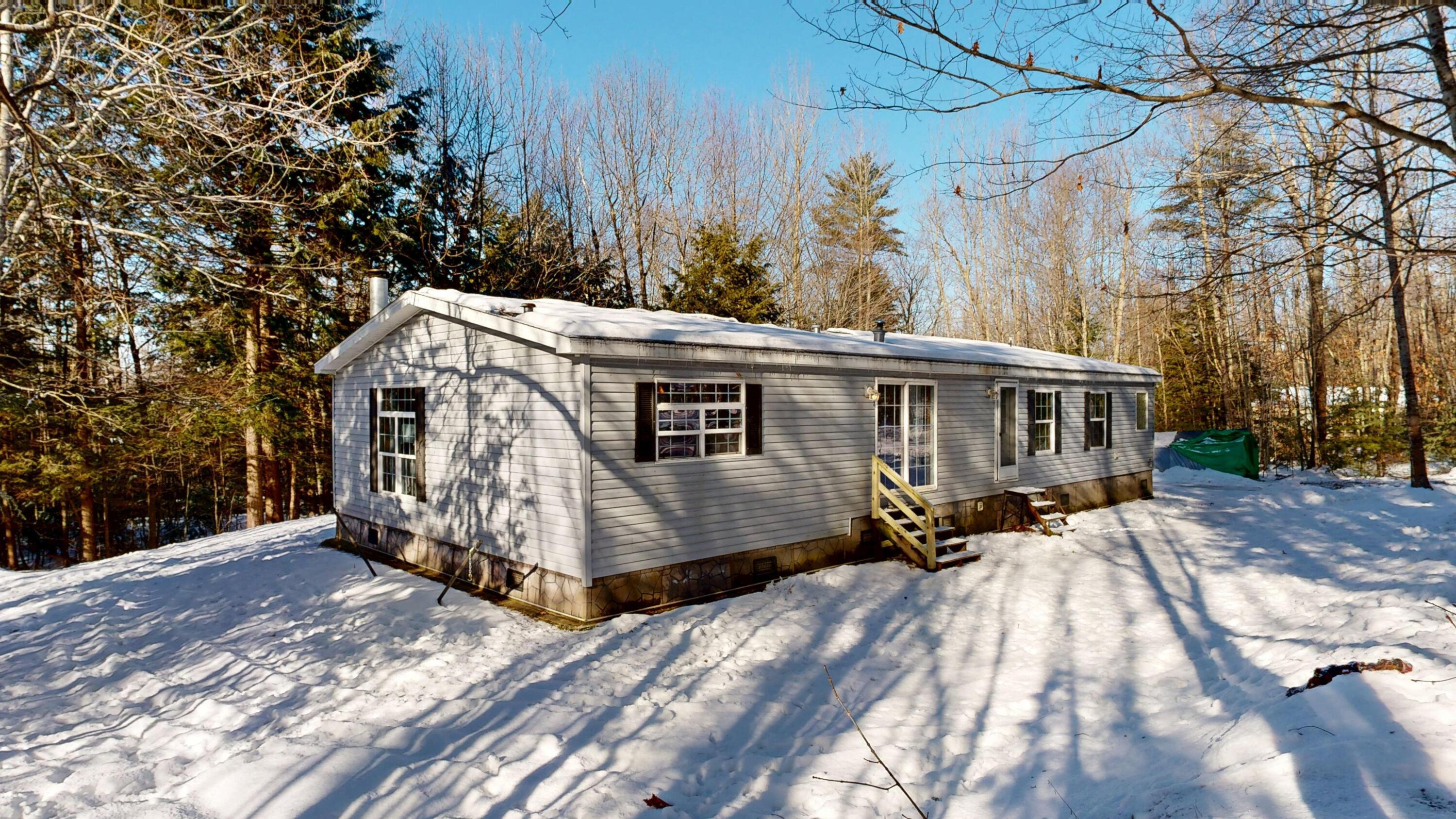 10 Smart Lane Monmouth ME 04259