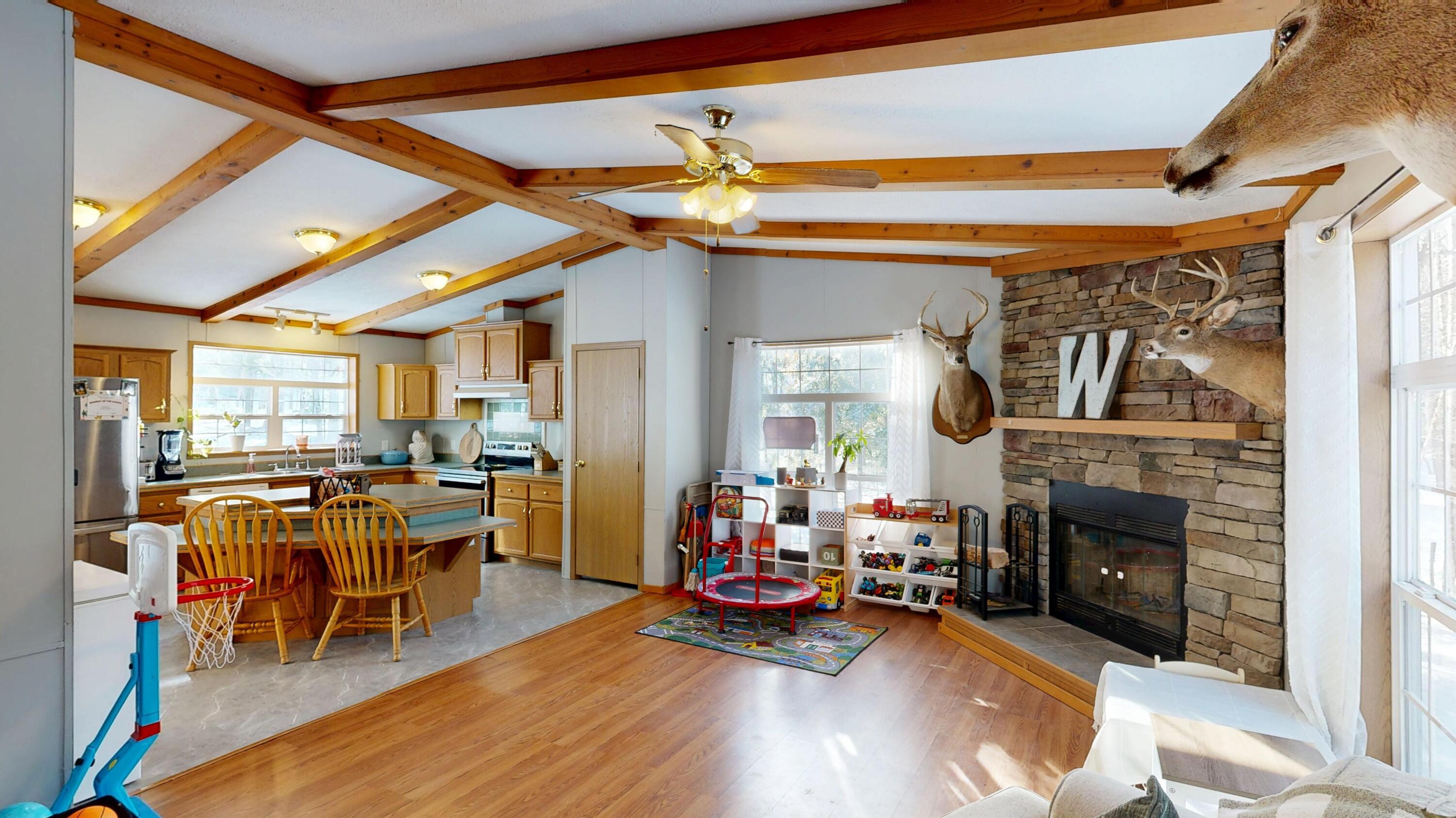 10 Smart Lane Monmouth ME 04259