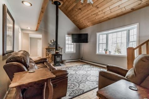 106 Fernald Road Poland ME 04274