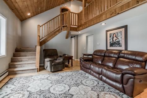 106 Fernald Road Poland ME 04274