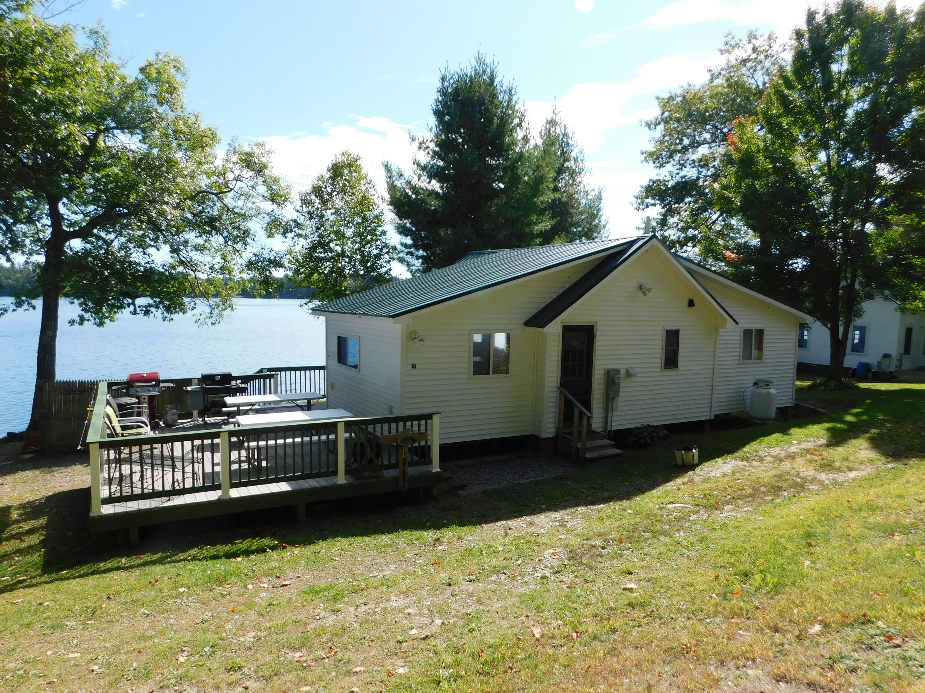 10 Kayak Lane Belgrade Maine Real Estate Listing MLS 1435060