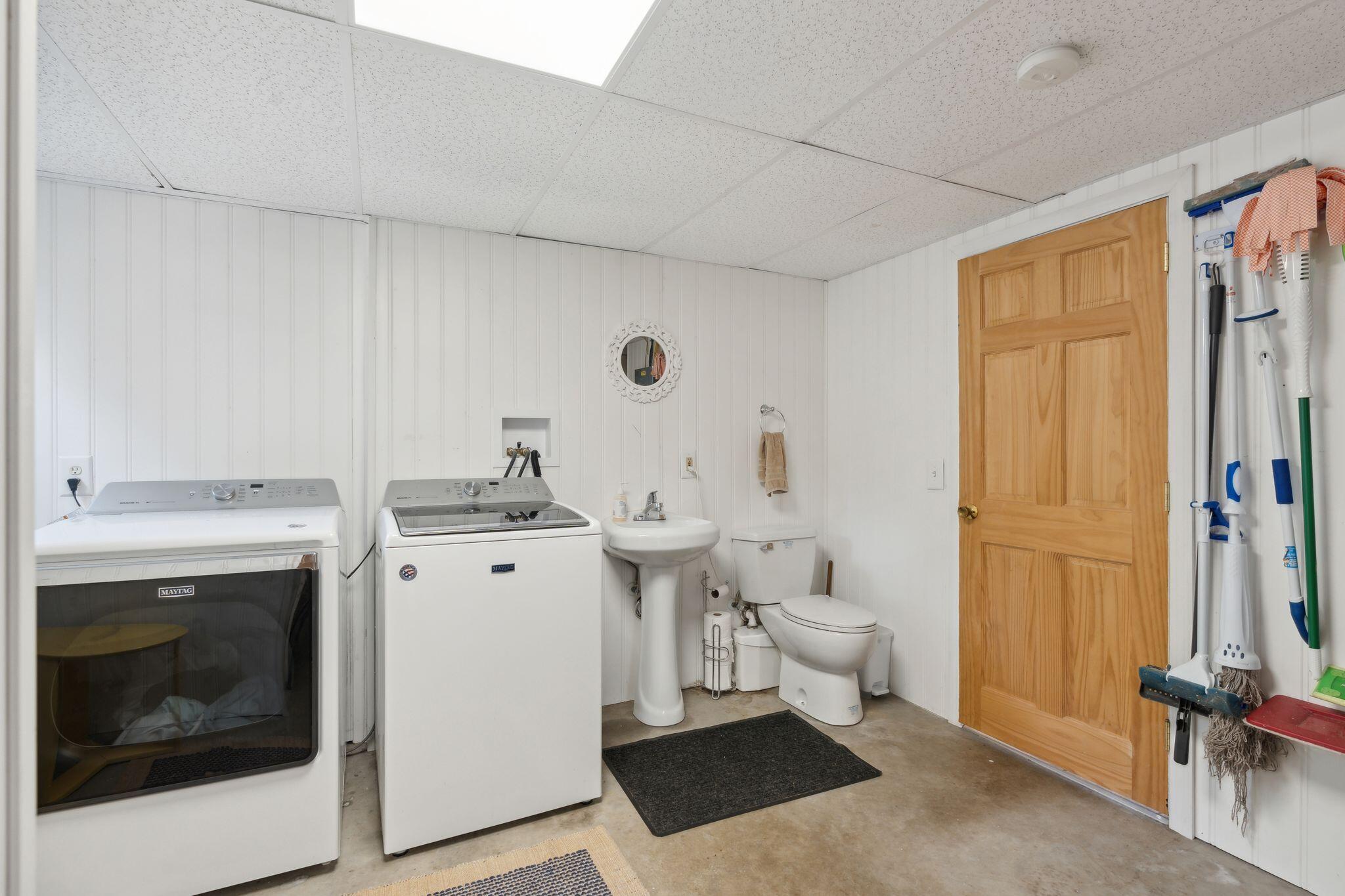 9 Penwood Circle Cape Elizabeth ME 04107