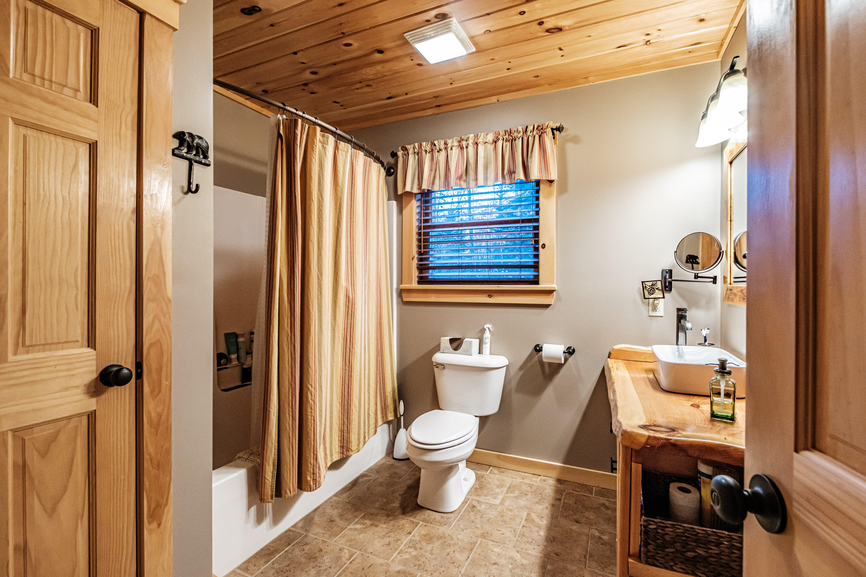 5 Wills Way Bethel ME 04217