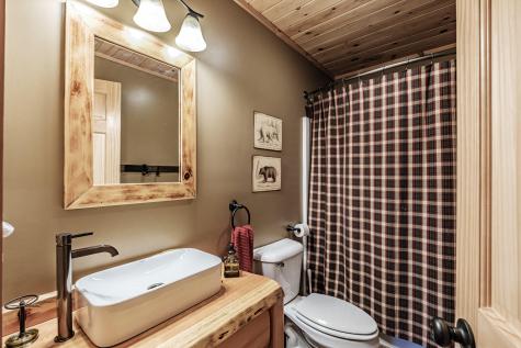 5 Wills Way Bethel ME 04217