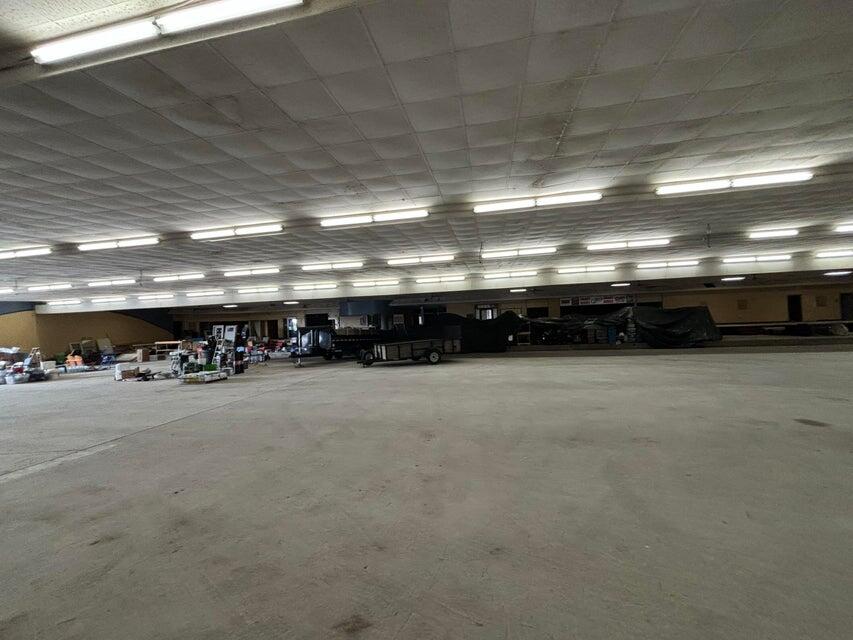 2305 Michigan 139 Benton Harbor MI 49022