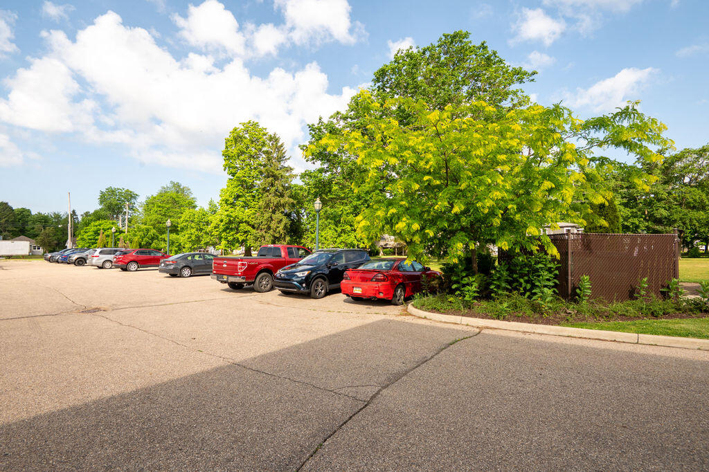 302 S Front Street Dowagiac MI 49047