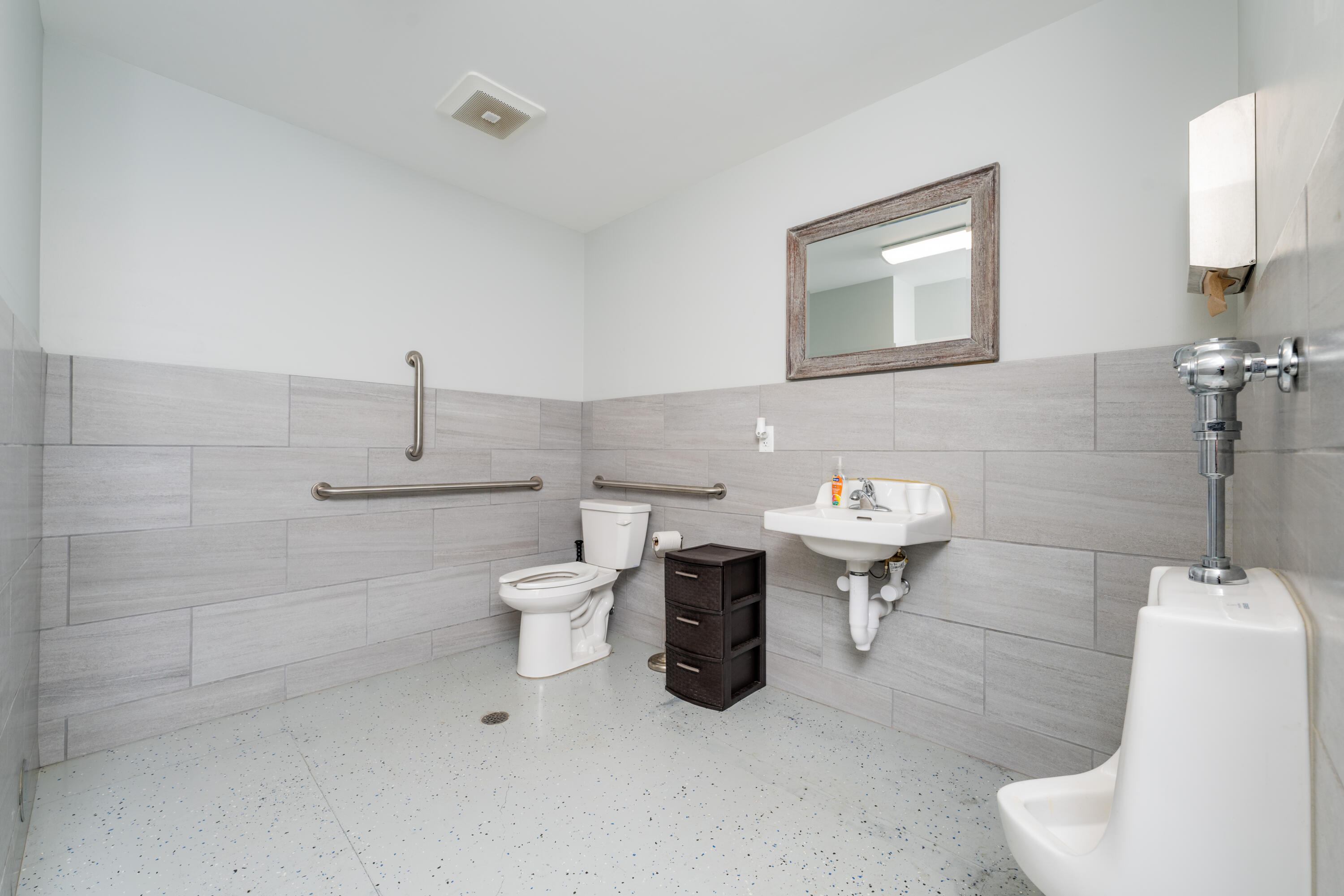 315-323 E Main Street Benton Harbor MI 49022