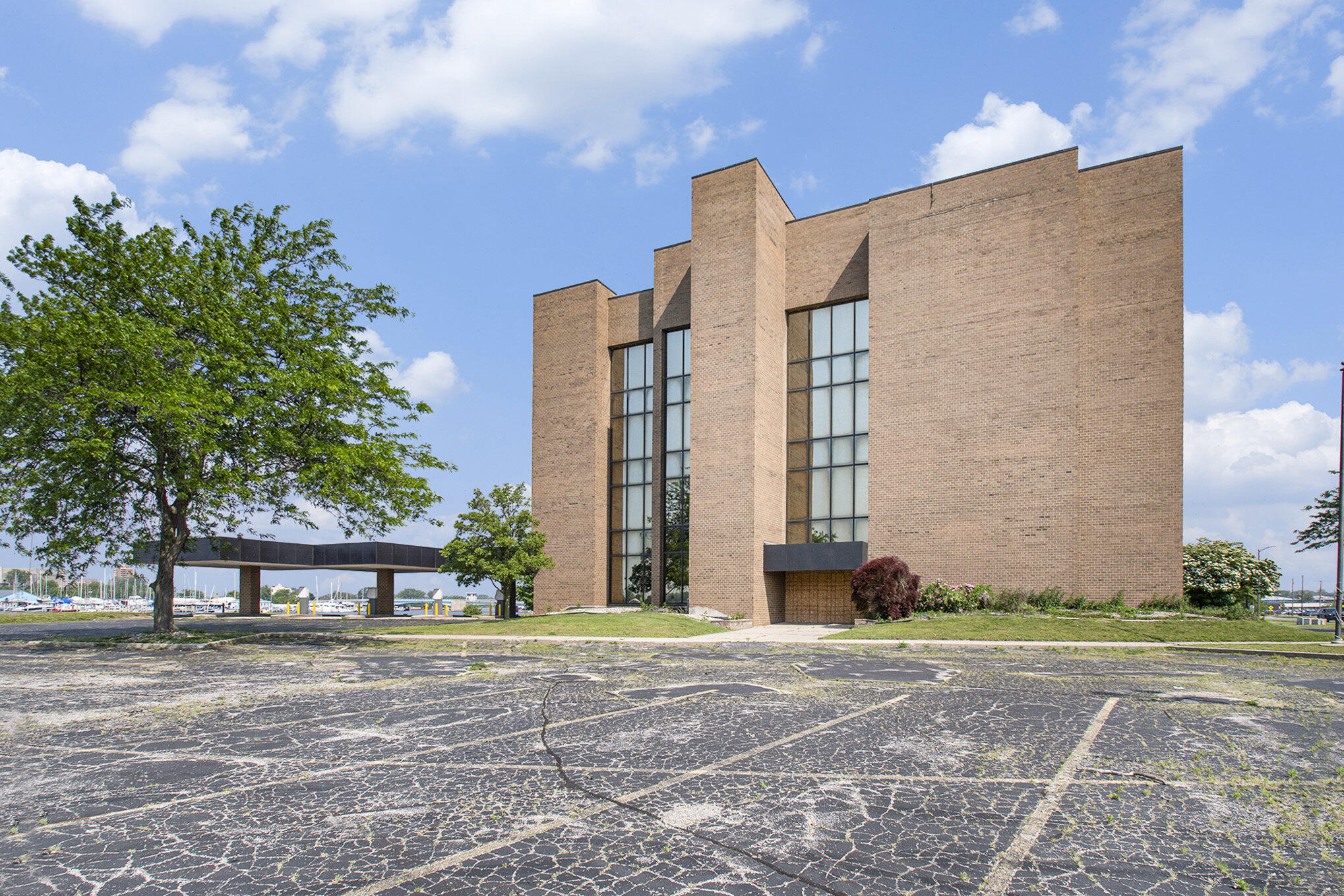 400 Riverview Drive Benton Harbor MI 49022