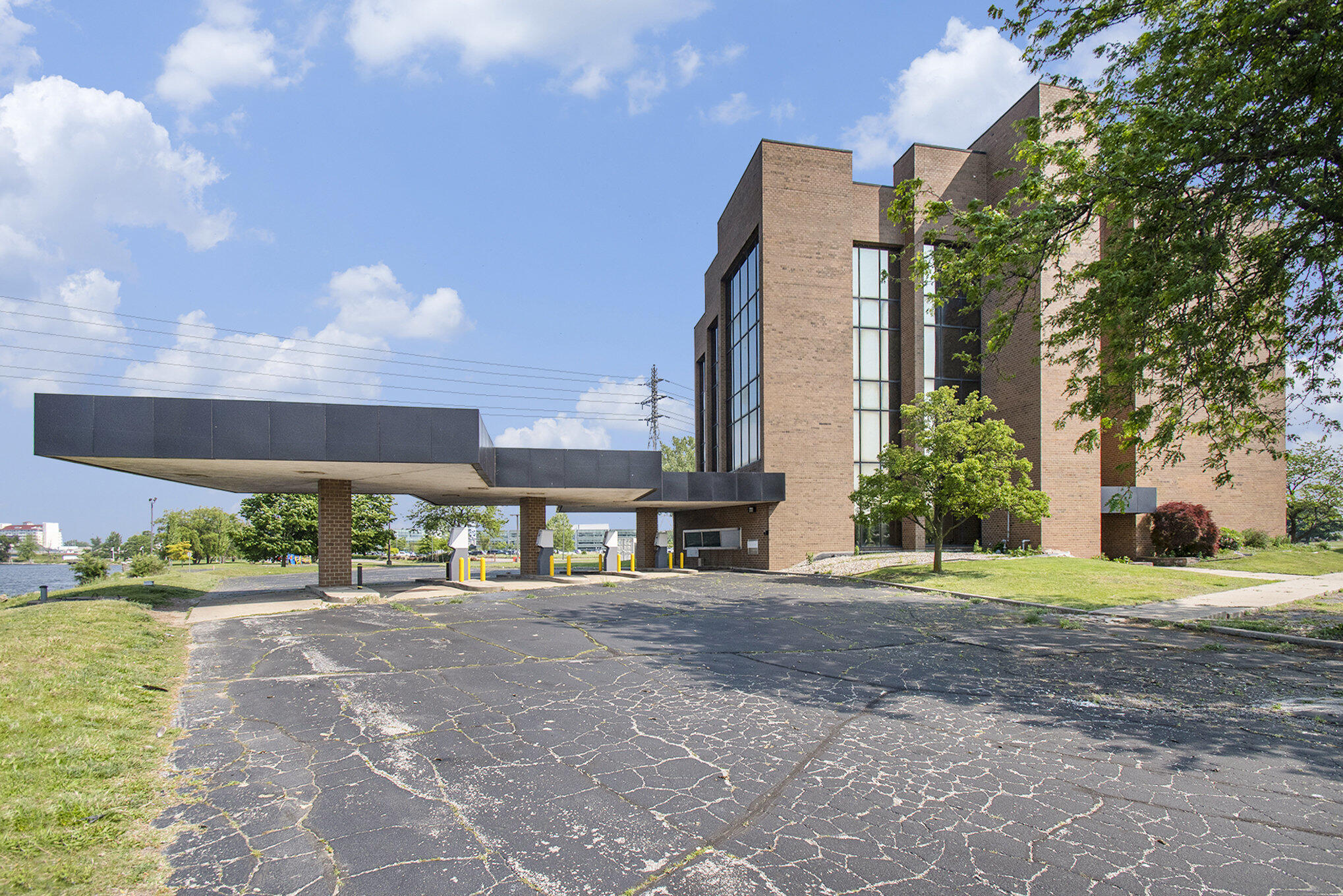 400 Riverview Drive Benton Harbor MI 49022