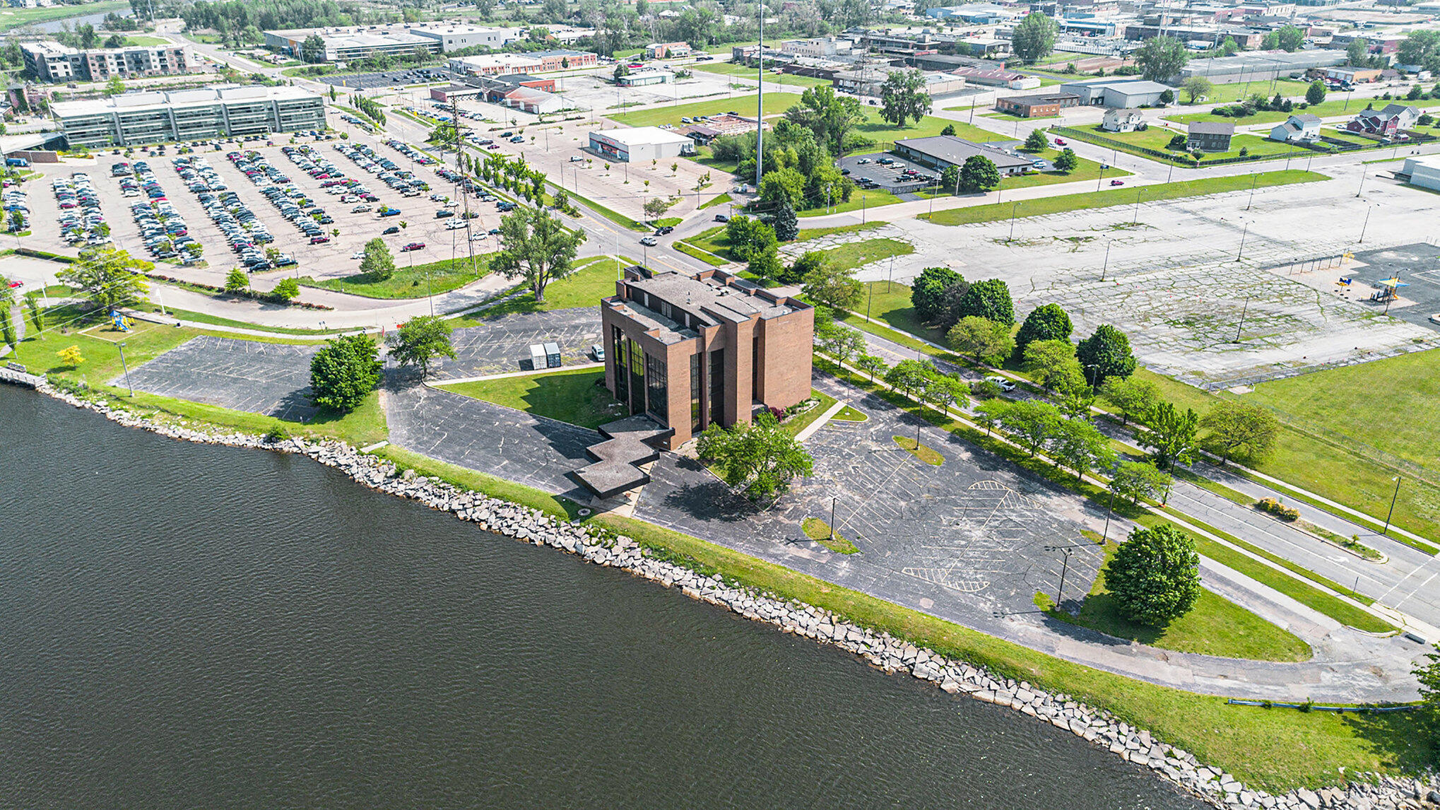 400 Riverview Drive Benton Harbor MI 49022