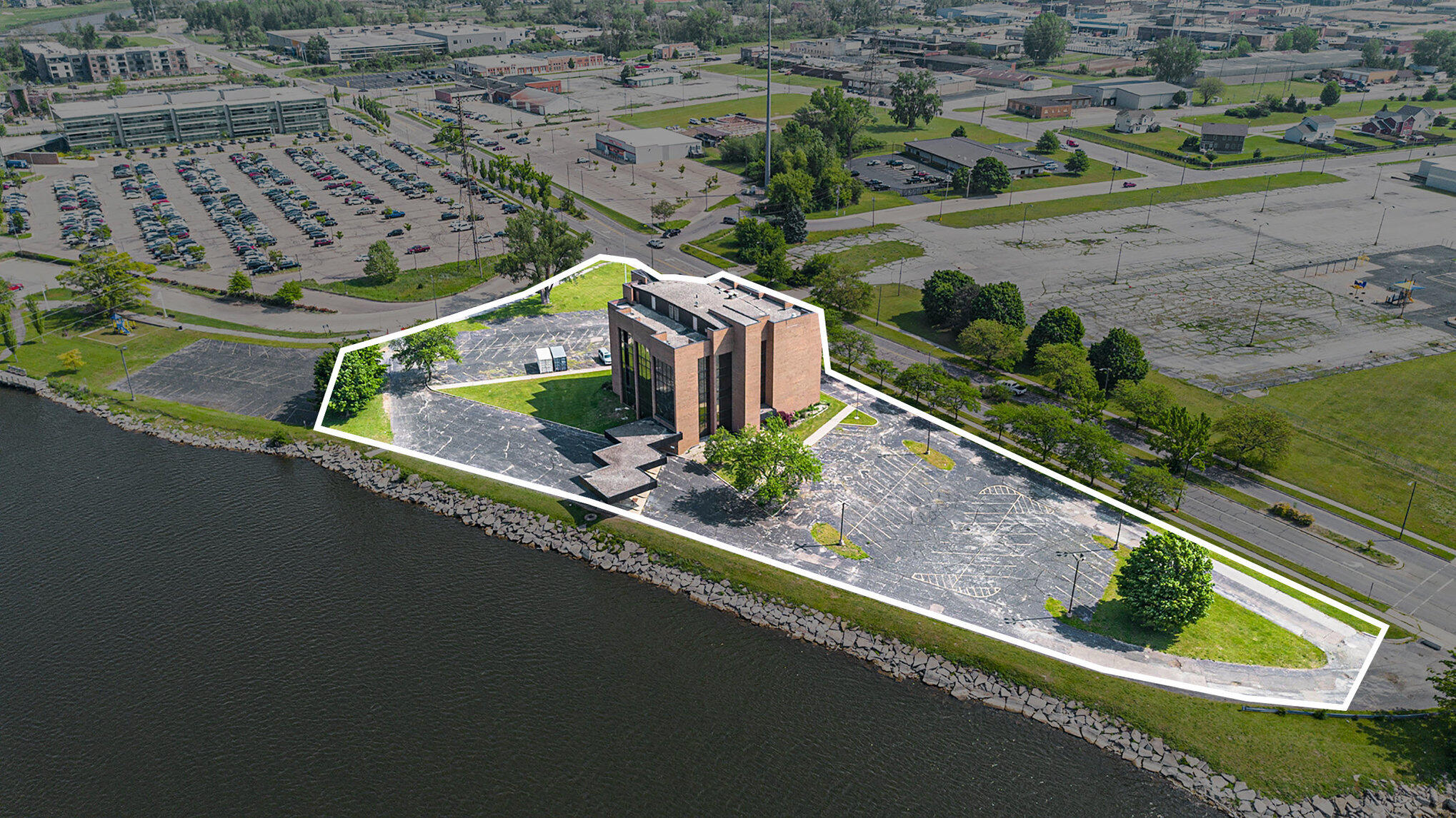 400 Riverview Drive Benton Harbor MI 49022