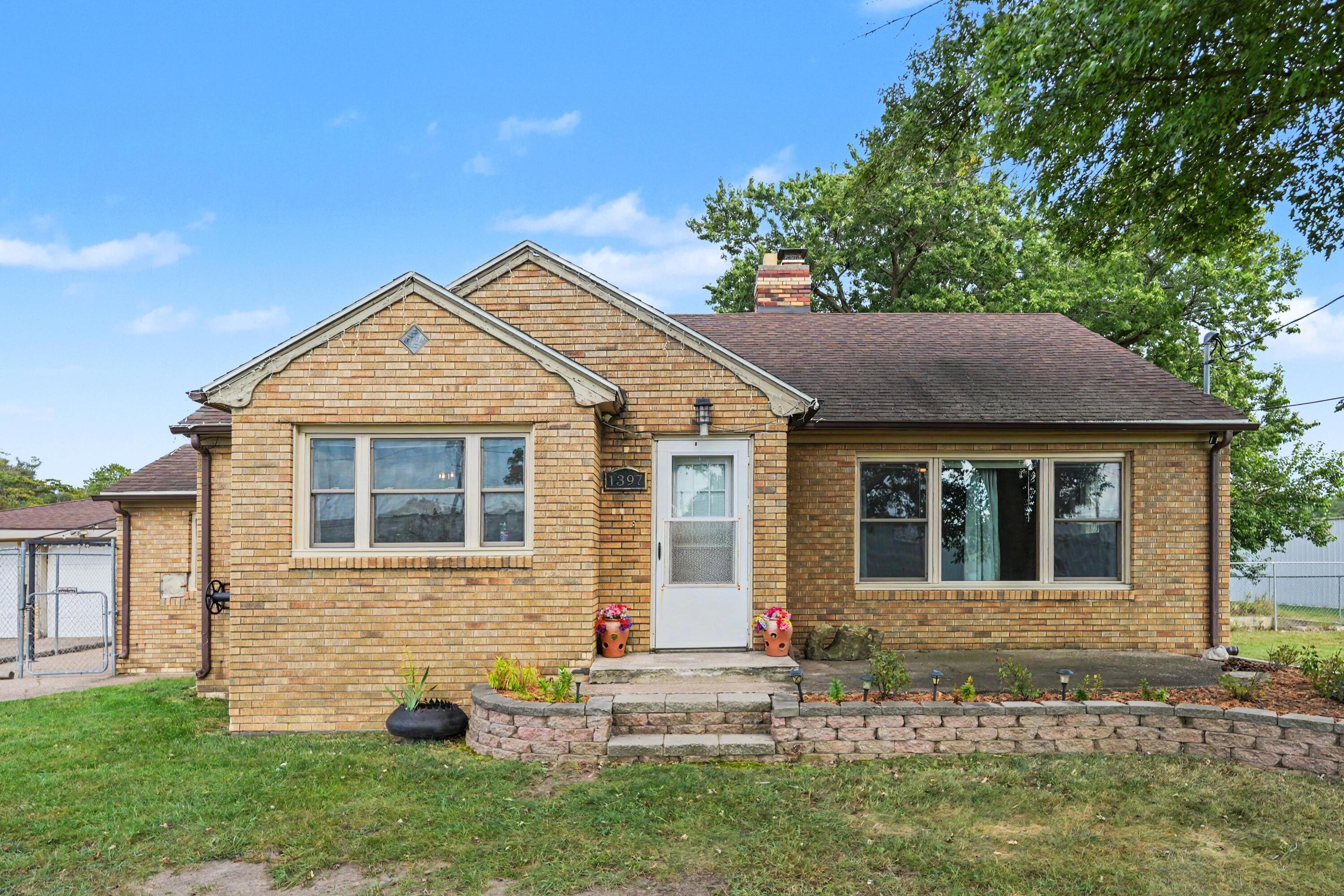 1397 M 139 Benton Harbor MI 49022