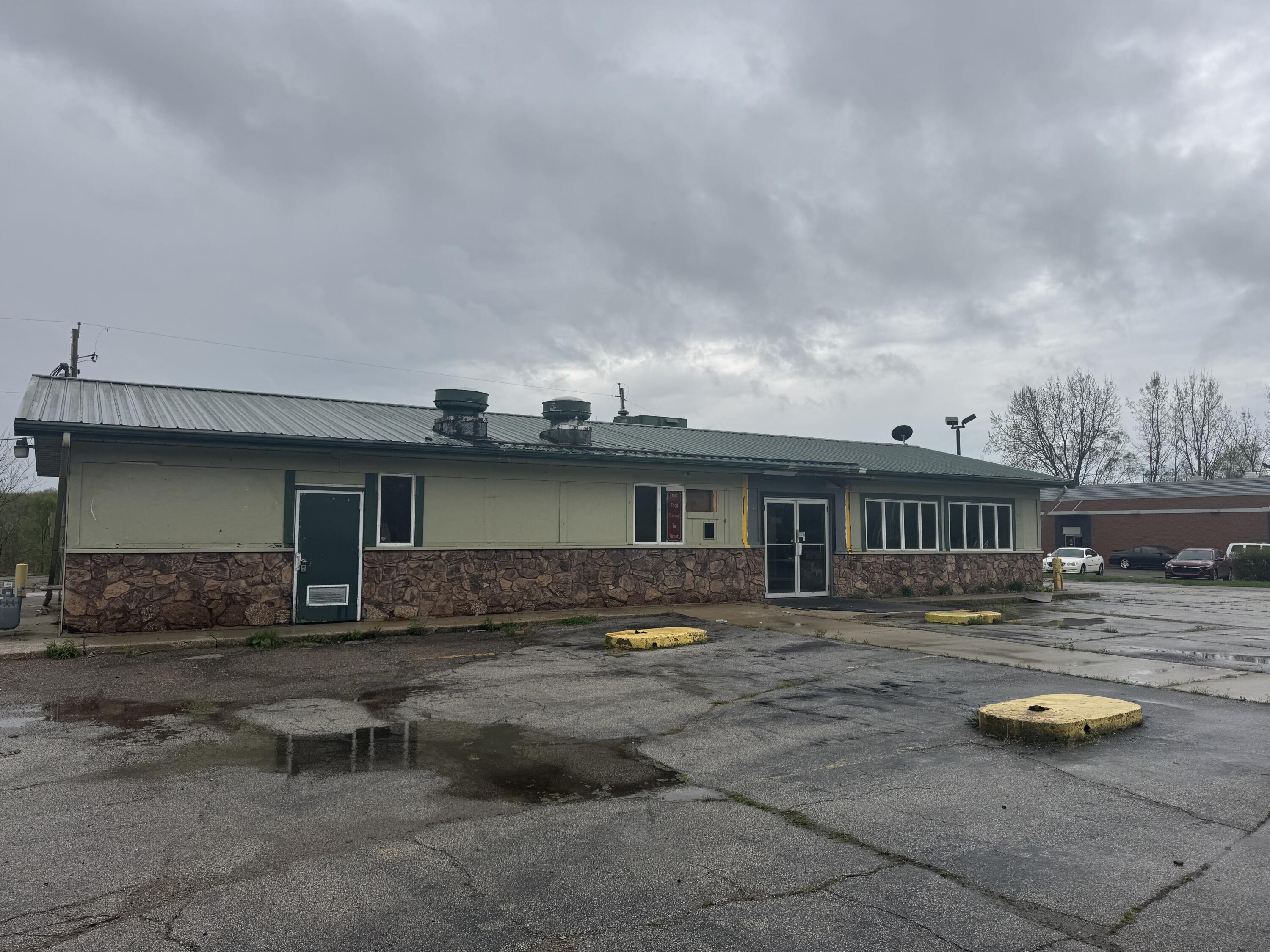 68867 M-62 Edwardsburg MI 49112
