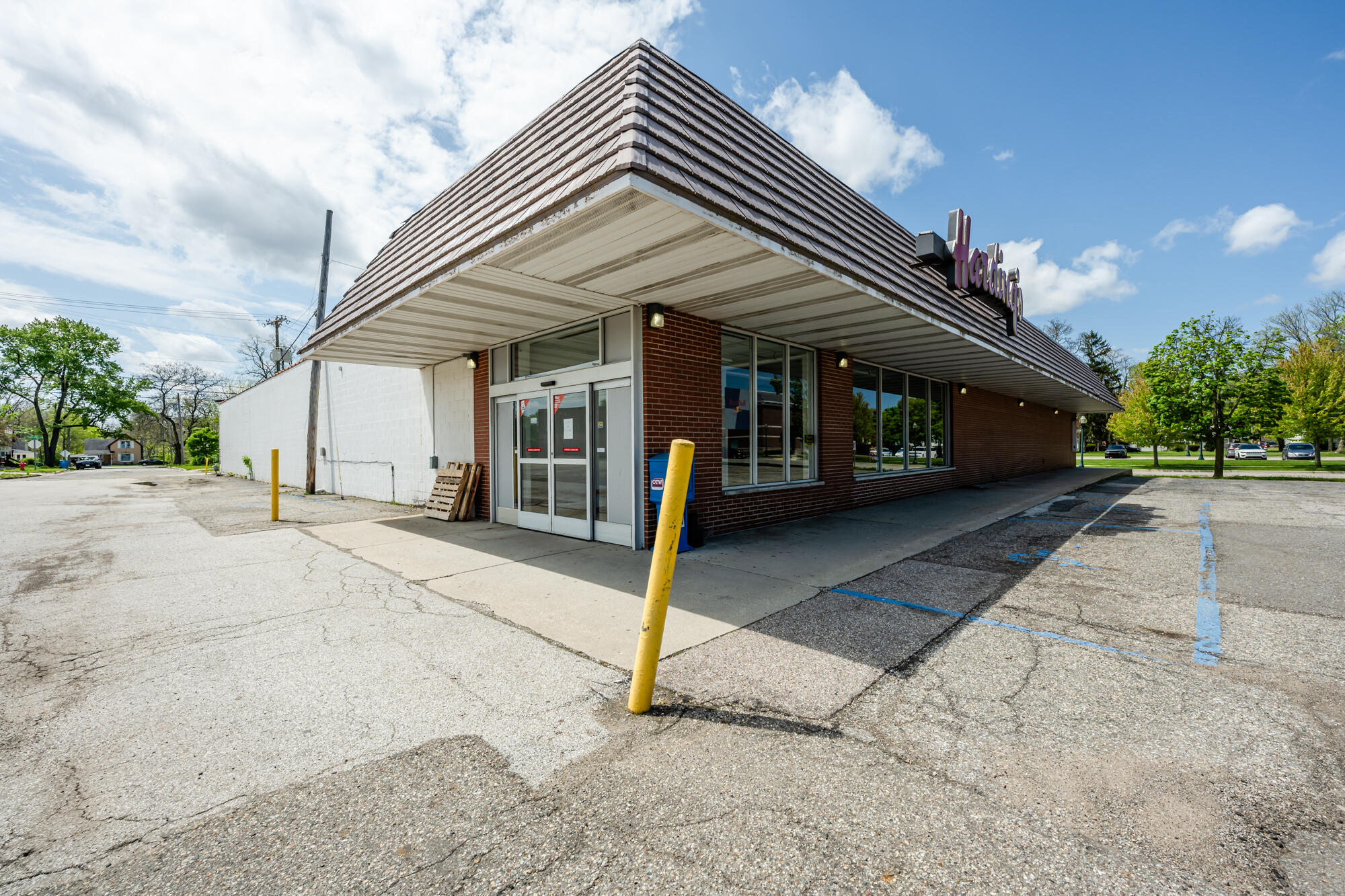 102 Park Place Dowagiac MI 49047