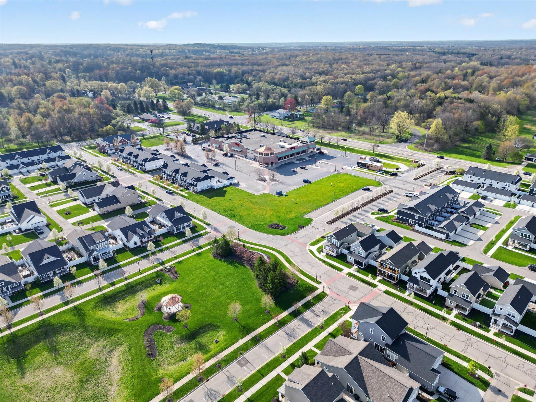 6870 Old Town Square NE Rockford MI 49341