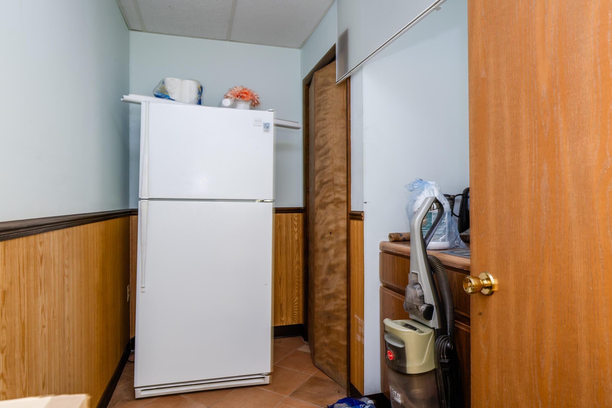 3085 Yore Avenue Sodus MI 49126