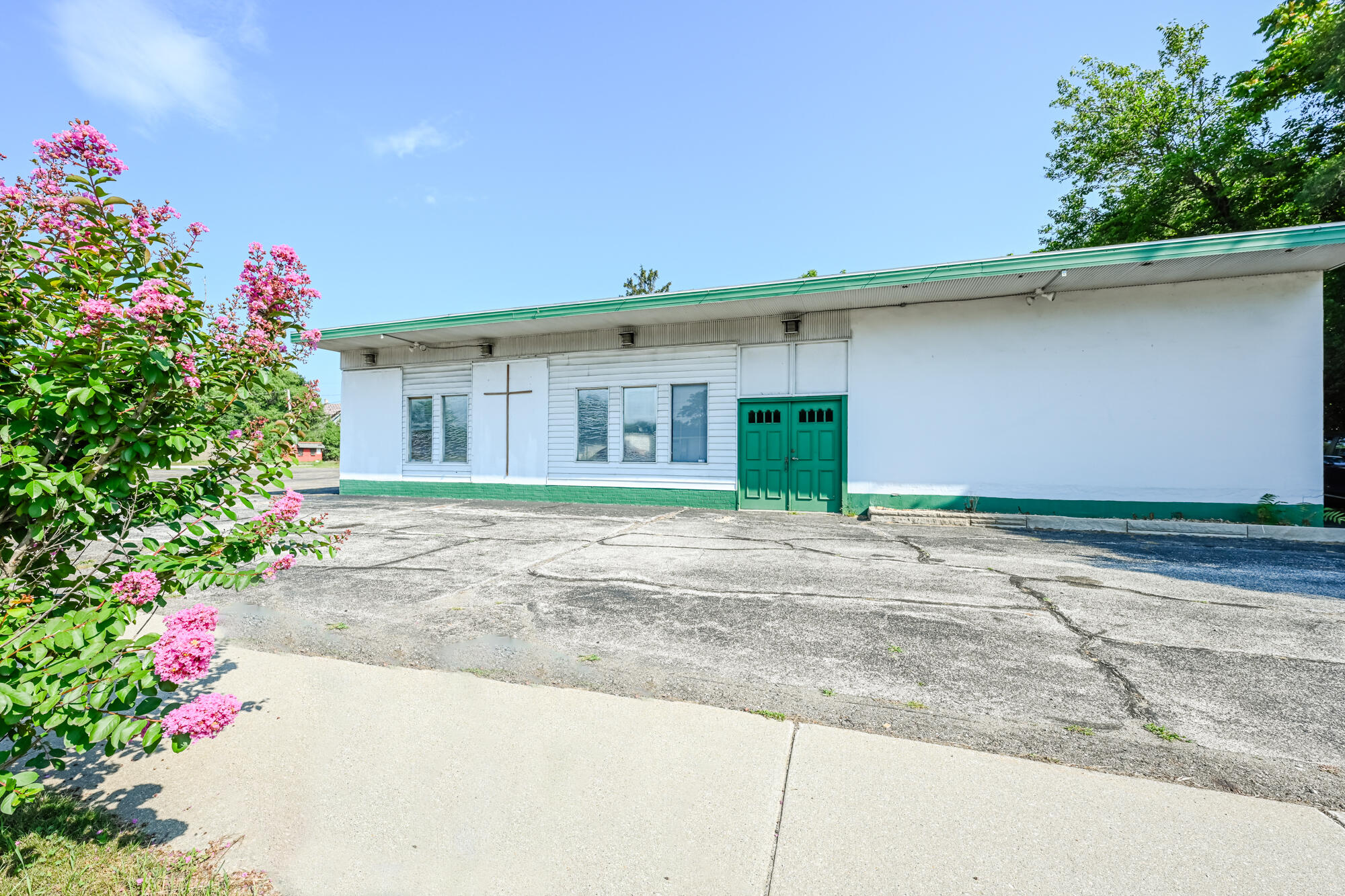 931 E Main Street Benton Harbor MI 49022