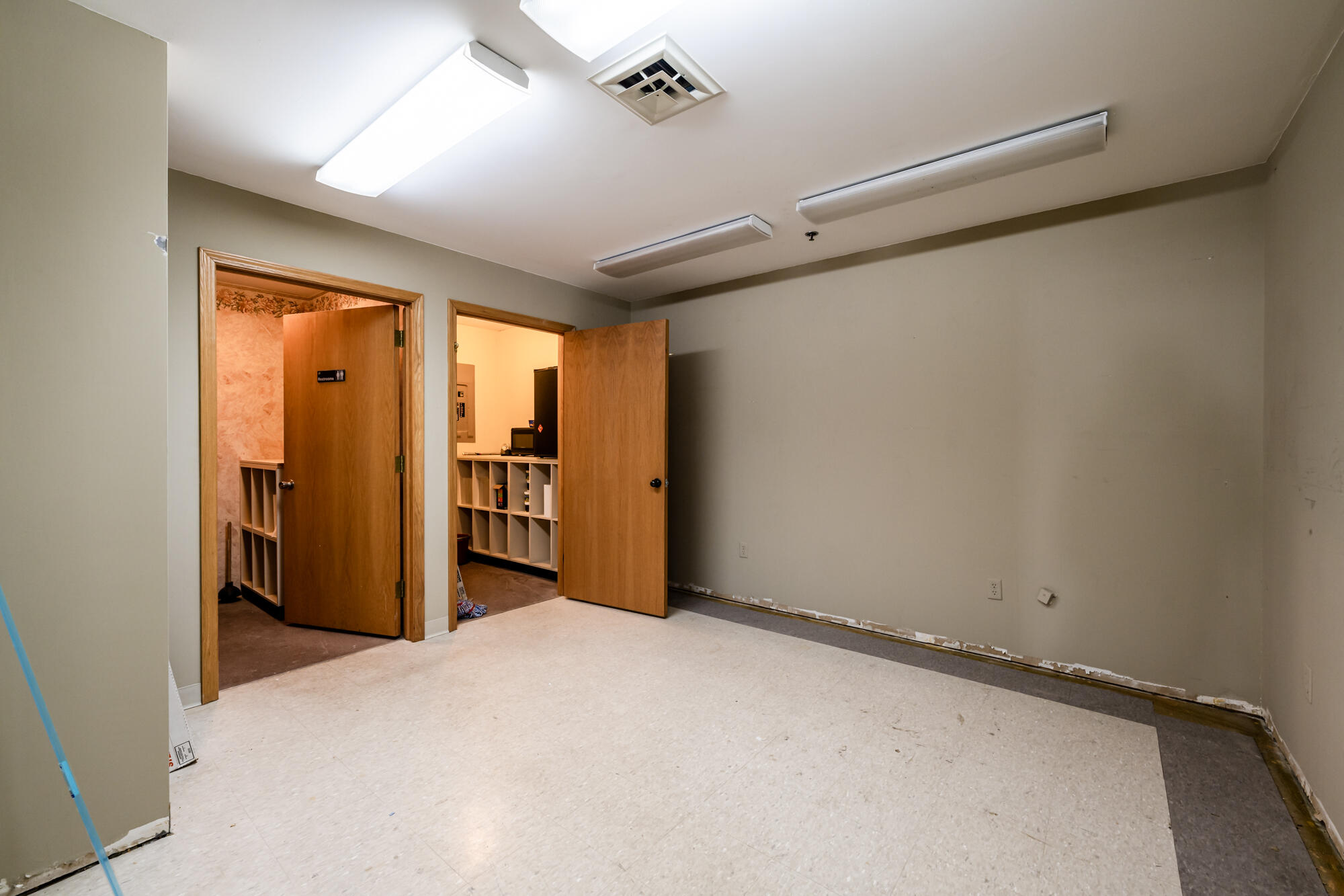 2467 M-139 Benton Harbor MI 49022