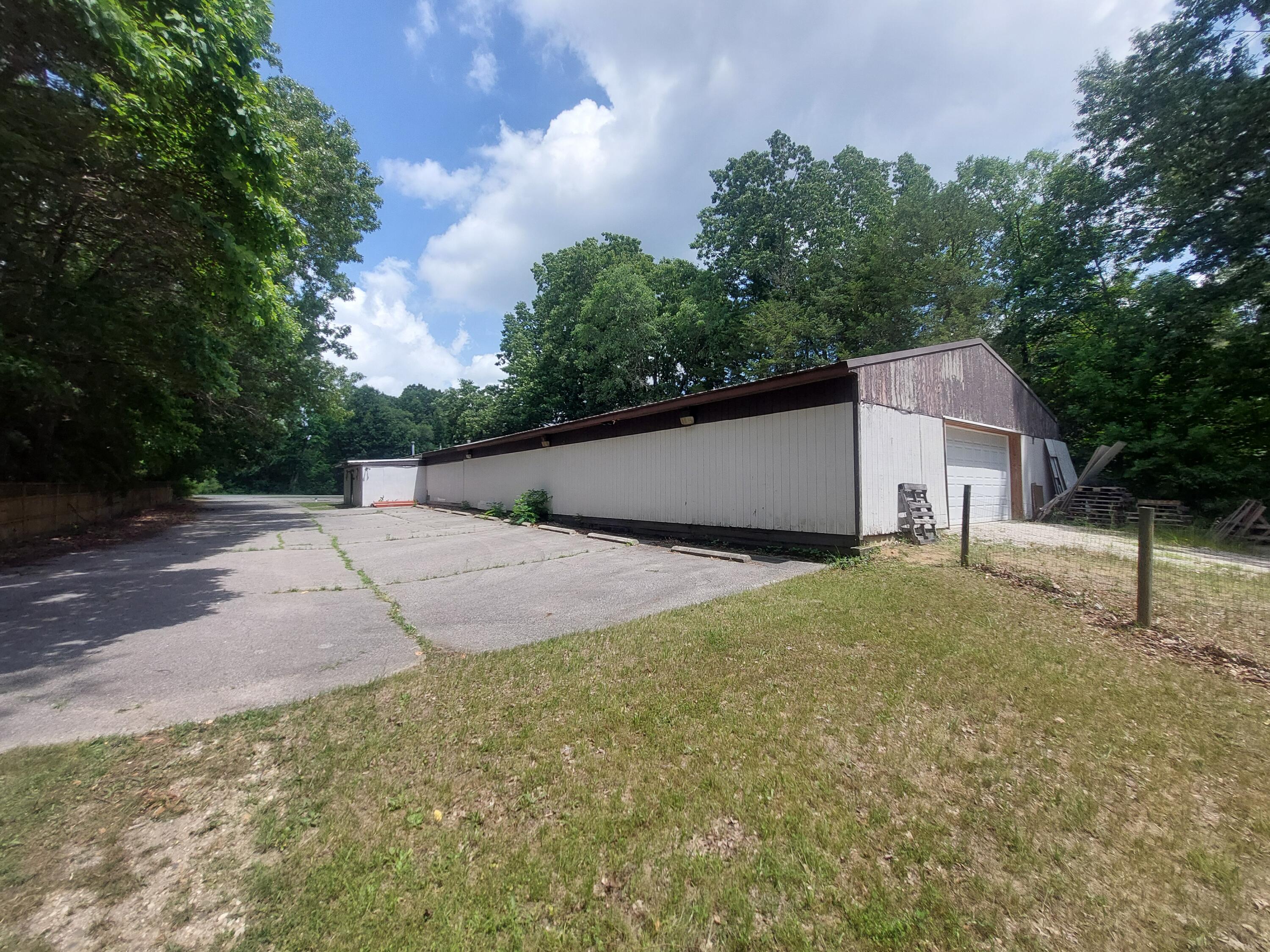 1724 E Bertrand Road Niles MI 49120